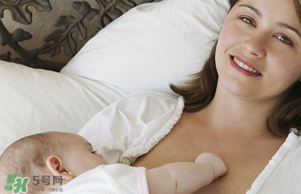 正常母乳是什么顏色？什么顏色的母乳營養(yǎng)高？
