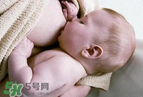 哺乳期奶水時(shí)多時(shí)少是什么原因？哺乳期奶水時(shí)多時(shí)少怎么辦？