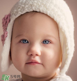 寶寶濕疹可以涂郁美凈嗎？ 寶寶濕疹涂什么管用？