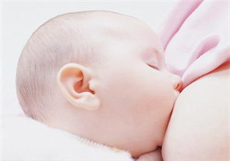 我的奶水發(fā)黃是怎么回事？ 哺乳期奶水發(fā)黃還可以喂奶嗎？