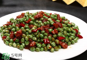 豌豆和牛肉能一起吃嗎？豌豆能和牛肉一起吃嗎？