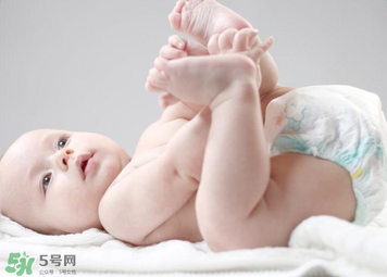 寶寶發(fā)燒有什么物理降溫法？寶寶發(fā)燒怎么降溫快？