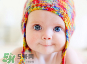 寶寶總是拿手揉眼睛是怎么了？寶寶眼睛癢怎么處理？