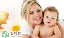 寶寶一般在什么時候會叫爸爸媽媽？寶寶說話和智力有關(guān)系嗎