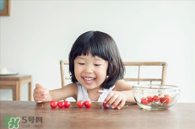 櫻桃不洗能吃嗎？沒洗的櫻桃可以吃嗎