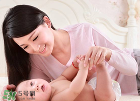 哺乳期可以染頭發(fā)嗎？哺乳期染發(fā)對(duì)孩子有危害嗎？