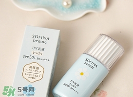 蘇菲娜藍(lán)小花和白小花哪個(gè)好？sofina蘇菲娜藍(lán)小花和白小花對(duì)比