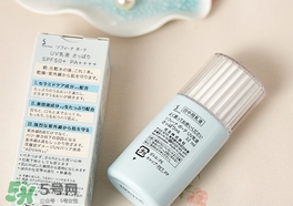 蘇菲娜藍(lán)小花和白小花哪個(gè)好？sofina蘇菲娜藍(lán)小花和白小花對(duì)比