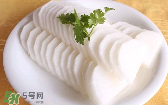 黑魚能和蘿卜一起吃嗎？黑魚能和胡蘿卜同食嗎