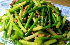 蒜薹可以和什么炒？蒜薹可以炒什么