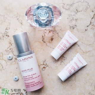 嬌韻詩淡斑小瓷瓶怎么用?嬌韻詩淡斑小瓷瓶使用方法 嬌韻詩淡斑小瓷瓶怎么用?嬌韻詩淡斑小瓷瓶使用方法