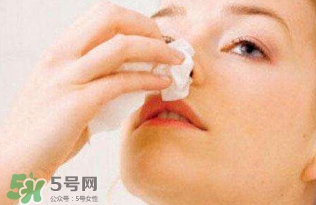 鹽水洗鼻能治好鼻炎嗎？鹽水洗鼻的正確方法