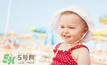 寶寶曬太陽怎么曬？最佳的曬太陽時間