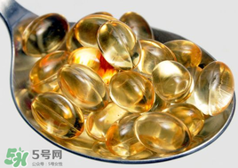 嬰兒吃魚肝油上火嗎？嬰兒吃魚肝油會(huì)不會(huì)引起上火？