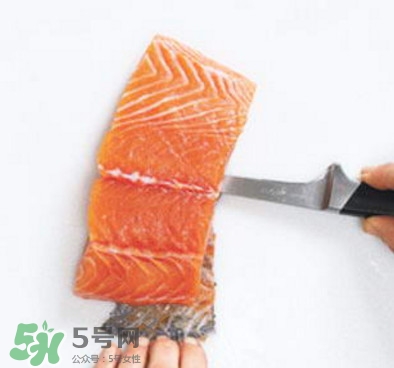 三文魚有刺嗎？三文魚的刺怎么處理