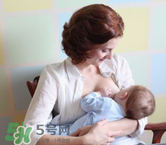 生孩子后為什么遲遲不來例假？生完孩子后多久來大姨媽？
