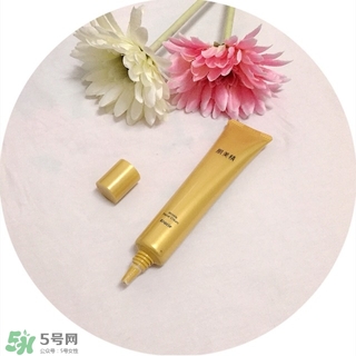 肌美精眼霜怎么樣？肌美精眼霜和ahc眼霜哪個(gè)好？