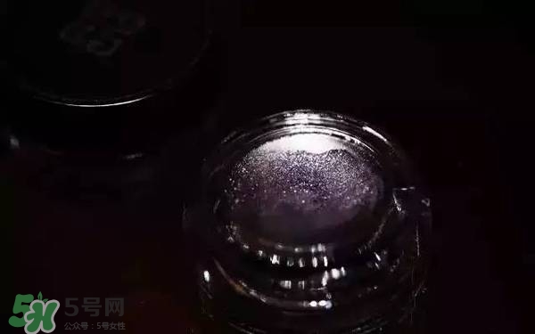 紀(jì)梵希黑紫色眼影膏怎么樣？紀(jì)梵希黑紫色眼影膏多少錢？