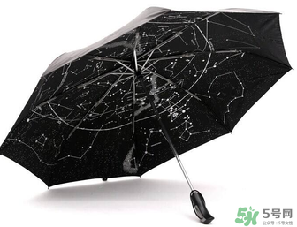 防紫外線傘可以淋雨嗎？防紫外傘雨天可以打嗎？