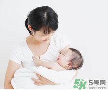 夏天坐月子可以天天洗澡嗎？夏季坐月子能洗澡嗎？