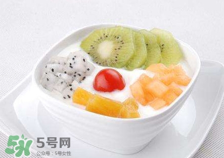 蓮霧能和酸奶一起吃嗎？酸奶可以和蓮霧一起吃嗎？