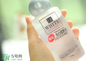 大創(chuàng)美白化妝水怎么用？大創(chuàng)美白化妝水使用方法