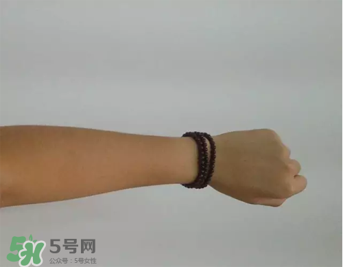 大創(chuàng)美白乳液多少錢？大創(chuàng)美白乳液為什么那么便宜