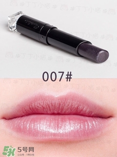 嬌蘭小黑裙007值得入嗎？嬌蘭小黑裙007唇膏口紅怎么樣？