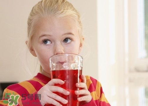 碳酸飲料喝多了會怎么樣？碳酸飲料的危害有哪些