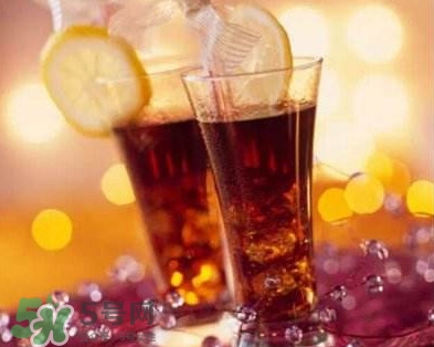 碳酸飲料喝多了會怎么樣？碳酸飲料的危害有哪些