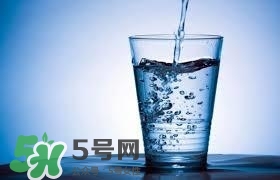 30天不喝飲料，妹子的對比照令人震驚 喝白開水的好處