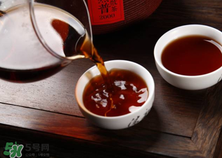 普洱茶發(fā)霉了怎么處理？普洱茶發(fā)霉了還能喝嗎？