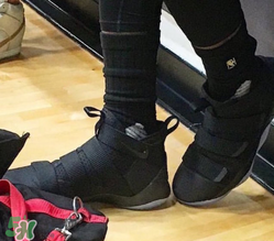 nike lebron soldier11黑冰配色什么時(shí)候發(fā)售？耐克士兵11黑冰發(fā)售時(shí)間
