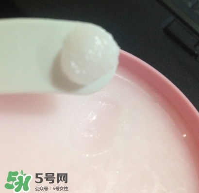 ukiss悠珂思卸妝膏怎么用？ukiss悠珂思卸妝膏使用方法