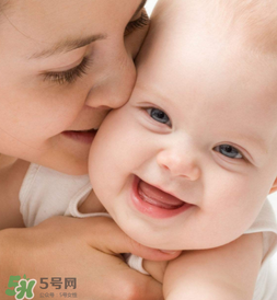 洗鼻器對(duì)寶寶有害嗎？ 寶寶洗鼻器的危害
