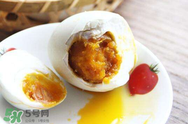 咸鴨蛋能帶上飛機(jī)嗎？飛機(jī)上能帶鴨蛋嗎？