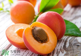 杏和西瓜能一起吃嗎？杏和西瓜能同時吃嗎？