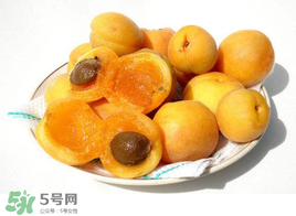 杏和荔枝能一起吃嗎？杏和荔枝一起吃會中毒嗎？