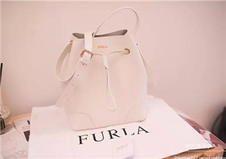 furla水桶包正品多少錢？芙拉水桶包專柜價格