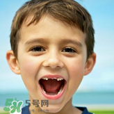 兒童換牙可以吃鈣片嗎?兒童換牙吃什么好？