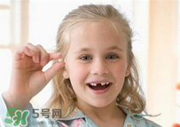 兒童換牙可以吃鈣片嗎?兒童換牙吃什么好？