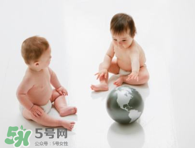 夏天寶寶出生該準(zhǔn)備什么？夏季待產(chǎn)包的特點(diǎn)