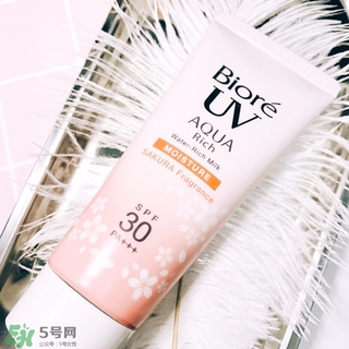 碧柔櫻花防曬霜怎么樣？碧柔櫻花防曬霜好用嗎？
