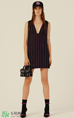 versus versace2018早春度假系列衣服款式有哪些_好看嗎？