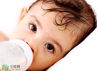 嬰兒理發(fā)注意事項(xiàng)有哪些？嬰兒多久理一次發(fā)？