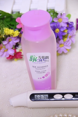碧柔卸妝水和卸妝乳哪個好？碧柔卸妝水和卸妝乳選擇