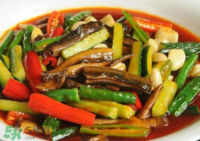 黃鱔可以和黃瓜一起吃嗎？黃瓜和黃鱔能同食嗎？