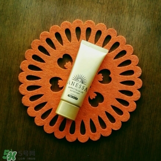 安耐曬金色軟管怎么樣？安耐曬金色軟管怎么用？