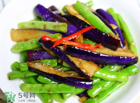 四季豆可以和茄子一起炒嗎？四季豆和茄子能一起煮嗎？