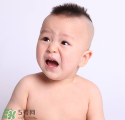 嬰兒吃藥嗆到了怎么辦？怎么喂藥才不會嗆到寶寶？
